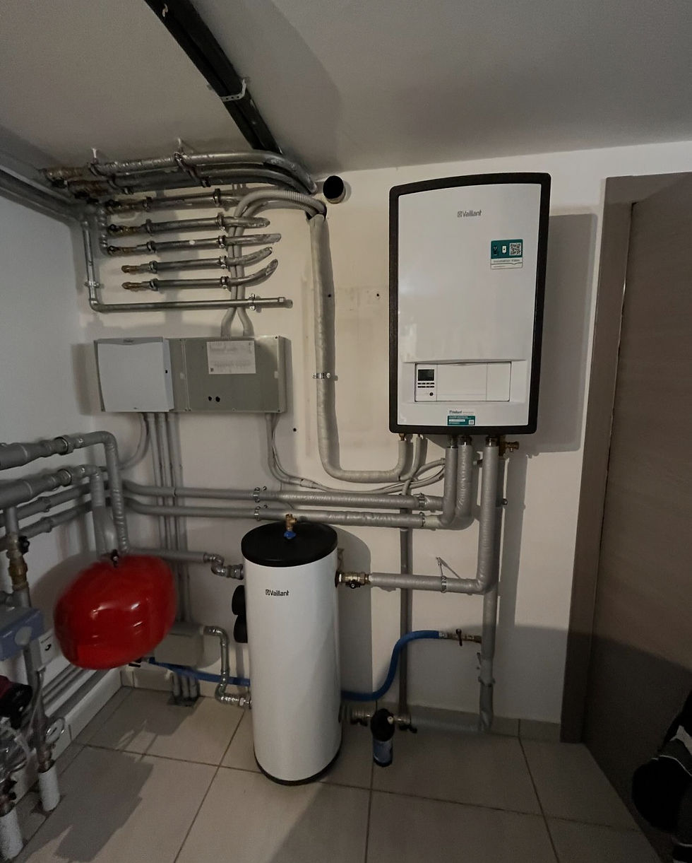 Sistema Vailant fil elettrico e solare termico