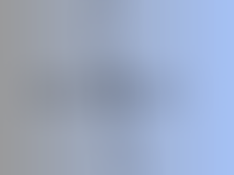 Una crepa che divide la scritta Severance , il titolo della serie