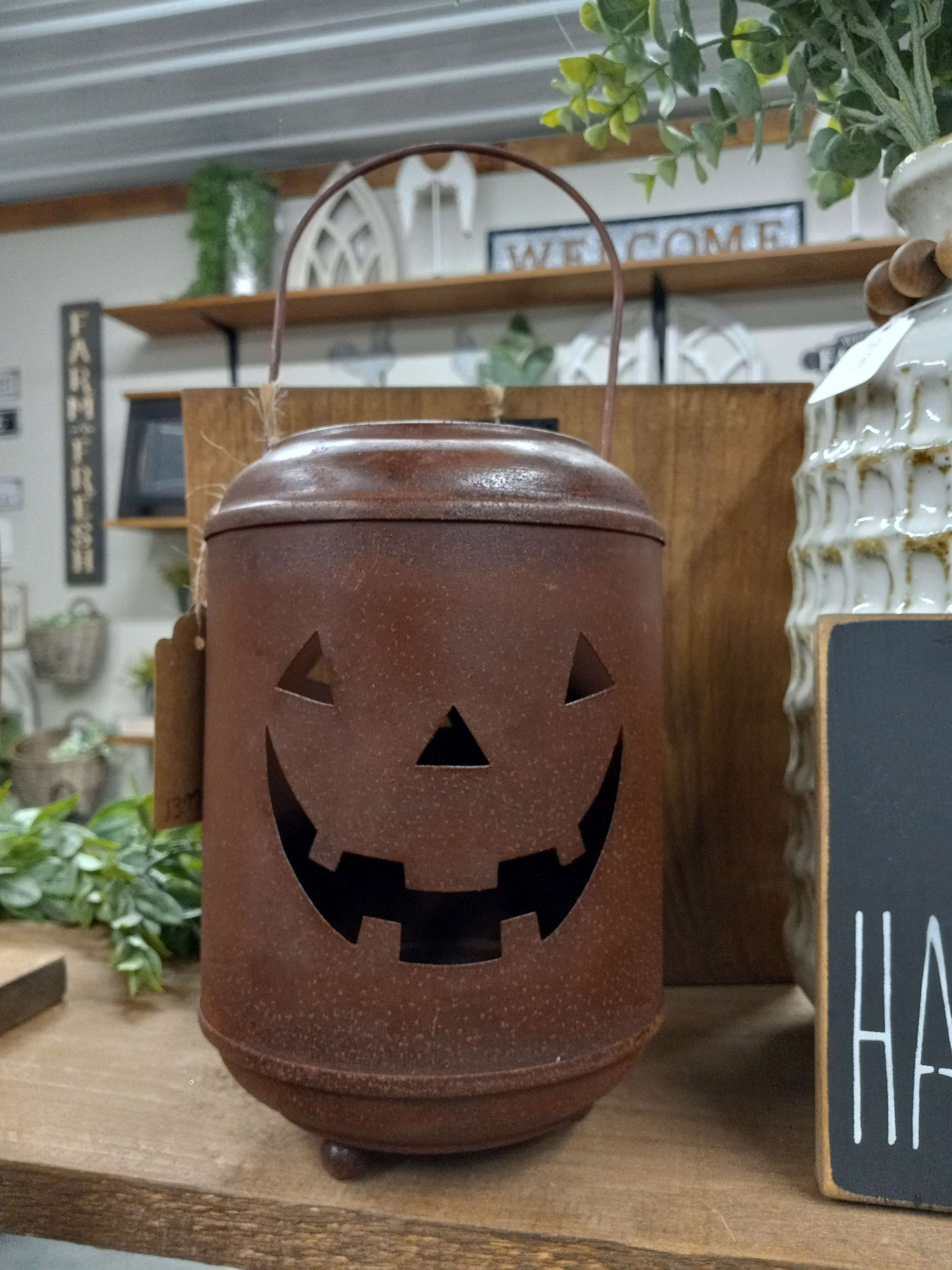 Rusty Jack-O-Lantern Luminary