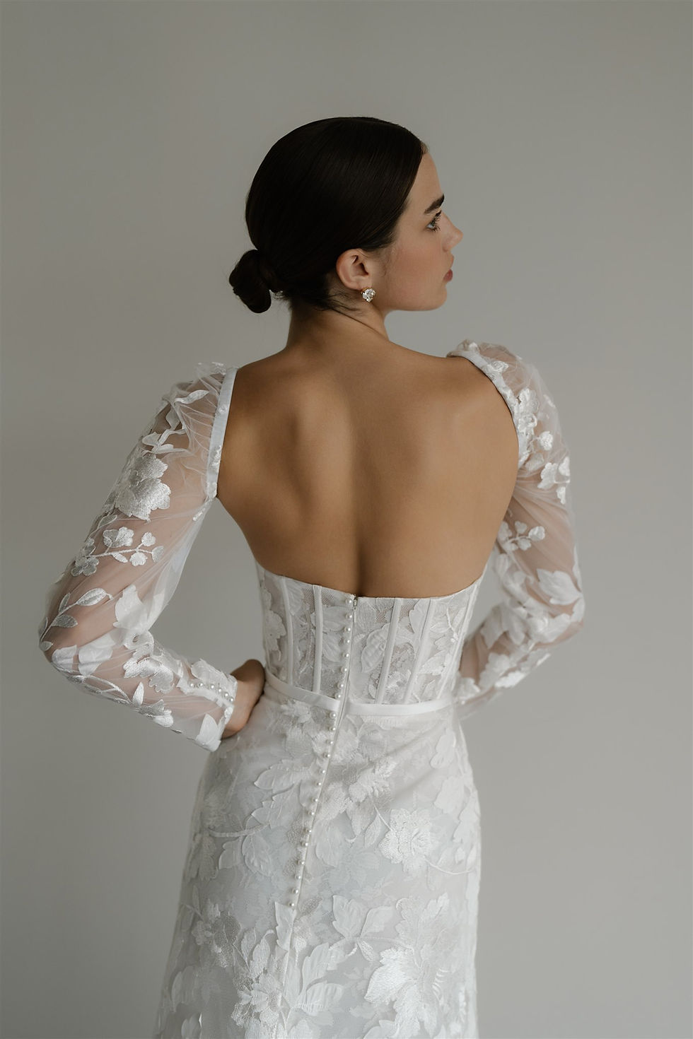 Thumbnail: Hera Couture - Cadence with sleeves
