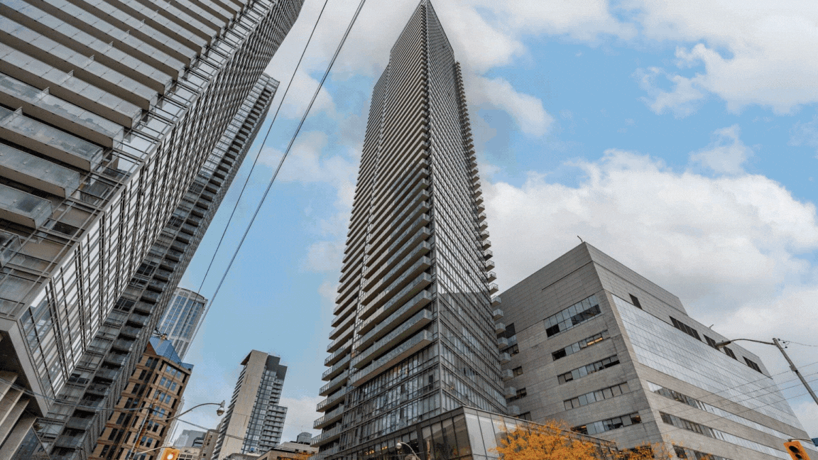 Featured Listing 25-11-24.gif