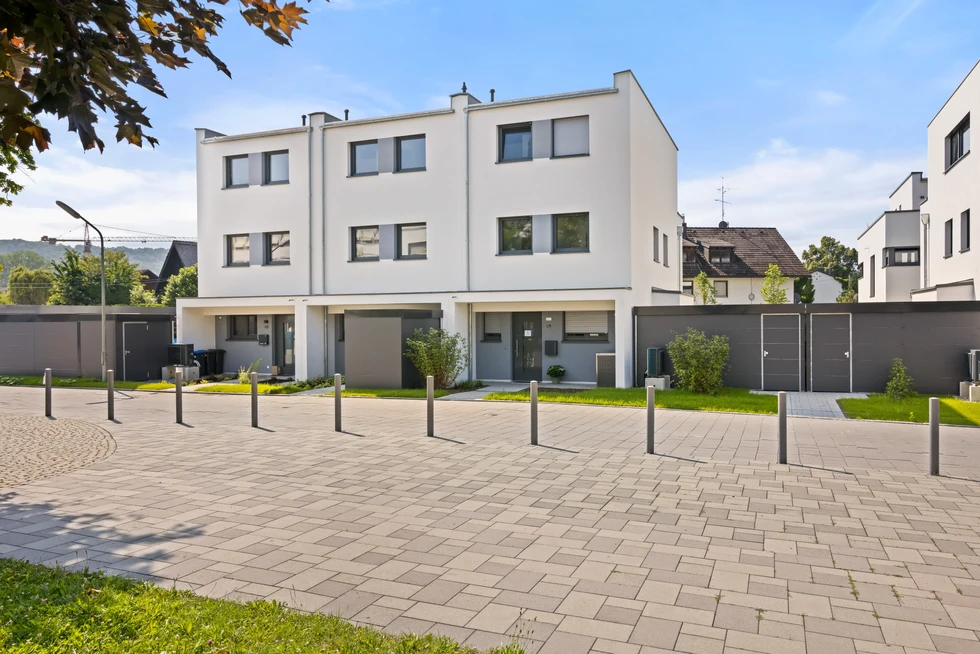 NPSFilm-moderne-außenansicht-immobilien-fotografie-augsburg_17.webp