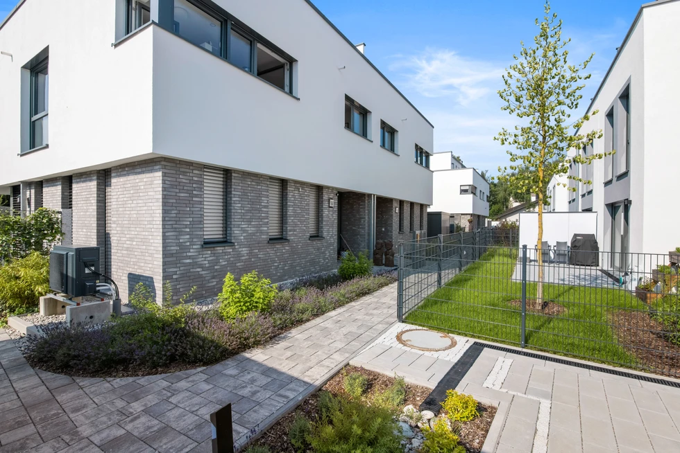 NPSFilm-moderne-außensicht-immobilien-fotografie-augsburg_05.webp