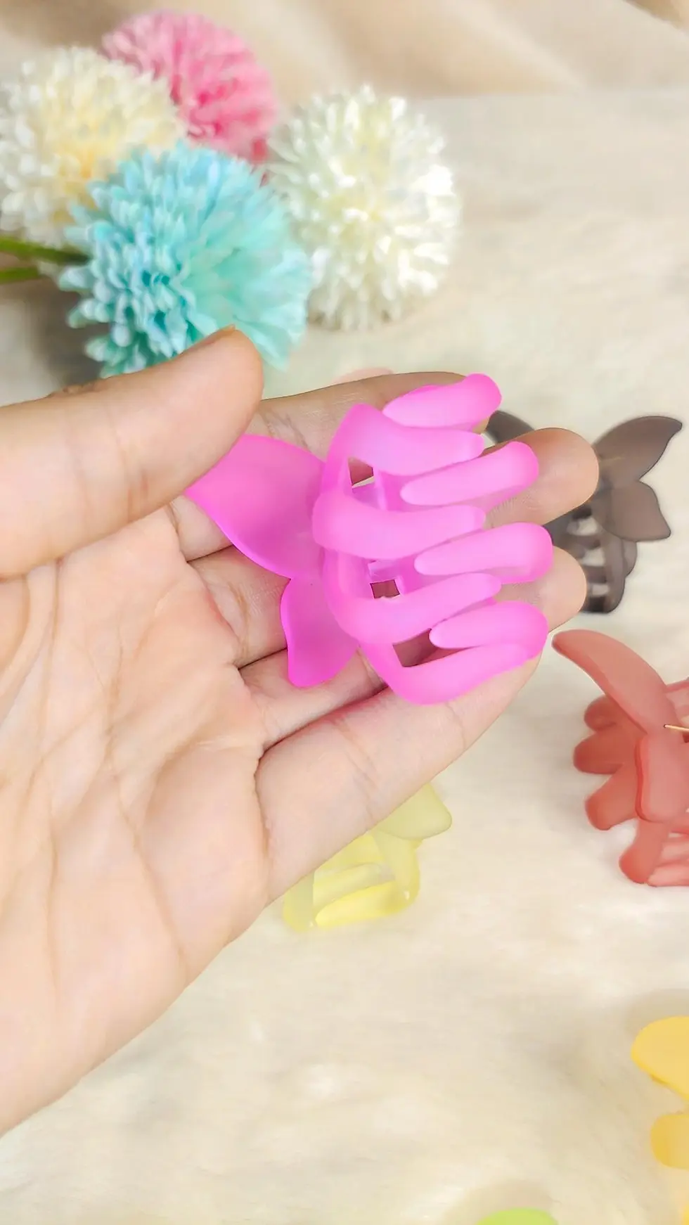 Thumbnail: Butterfly claw clip (Medium)