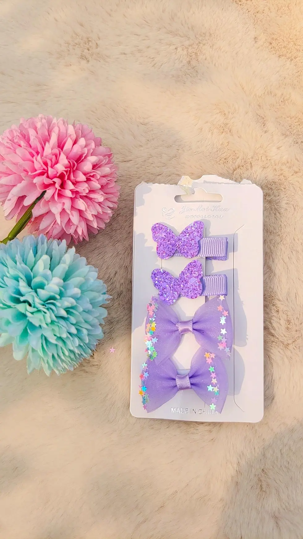 Thumbnail: Bow & butterfly clips card