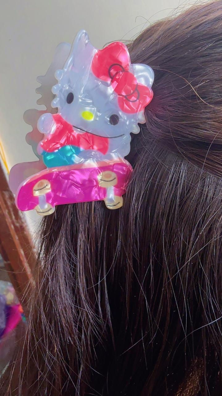 Thumbnail: Acrylic Kitty Big Size Hair Claw