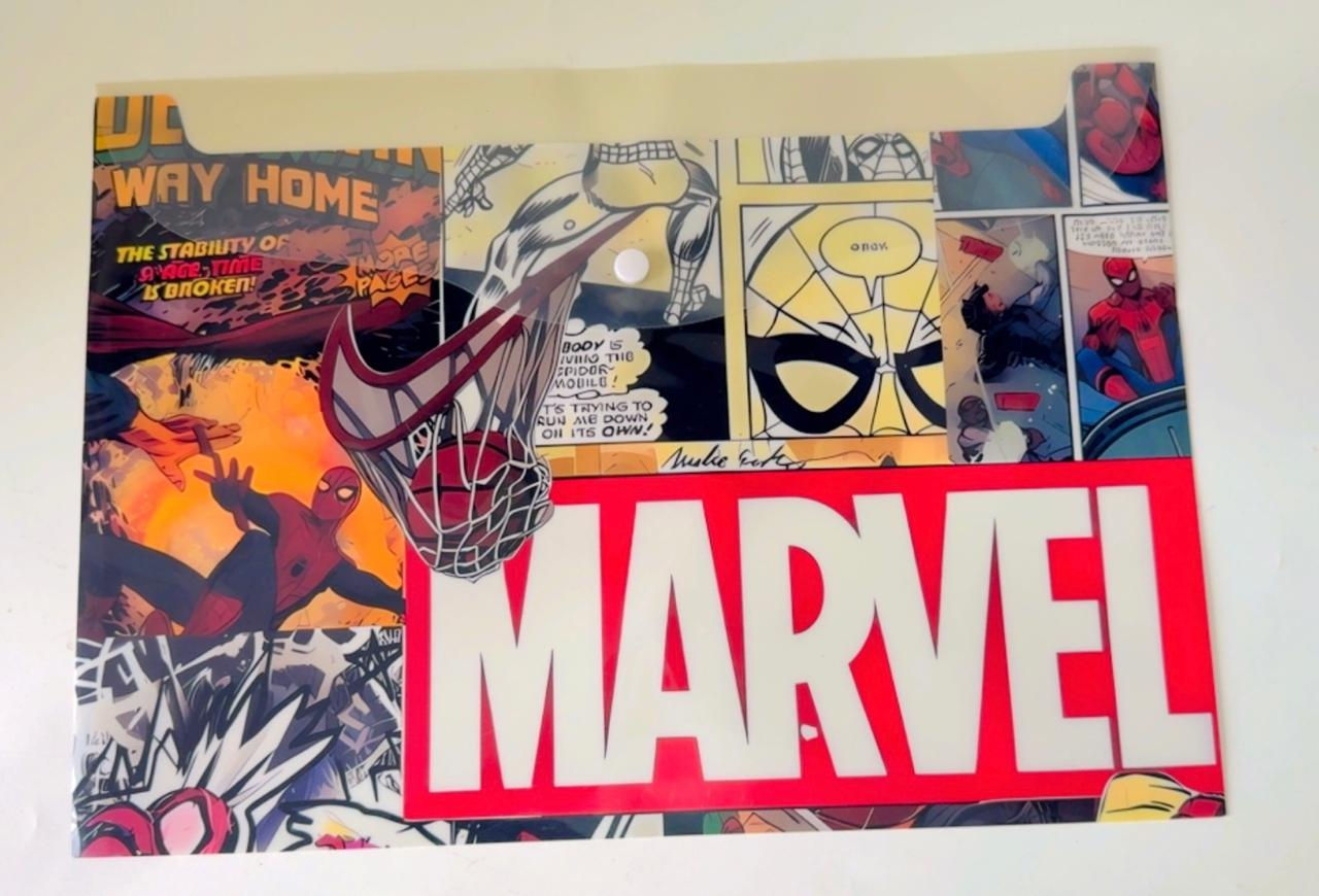 Marvel them kids folder