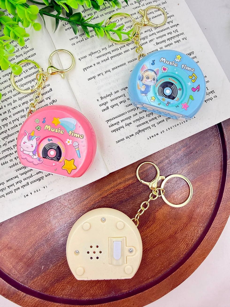 Thumbnail: Music transistor kids keychain