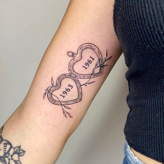 philly tattoo / illustrative blackwork tattoo
