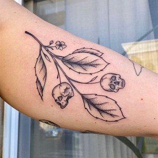 philly tattoo / illustrative black work tattoo