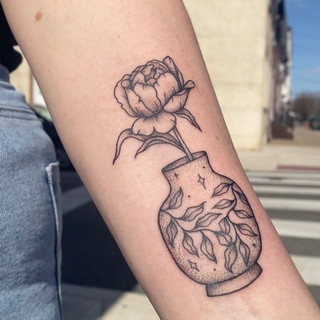 philly tattoo / illustrative black work tattoo / floral vase tattoo