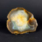 Braun Orangene Achatscheibe, Frontansicht