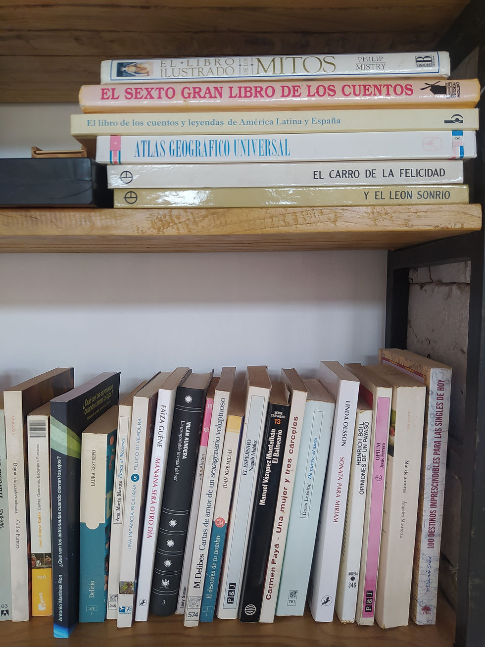 Biblioteca de nuestro hotel rural.