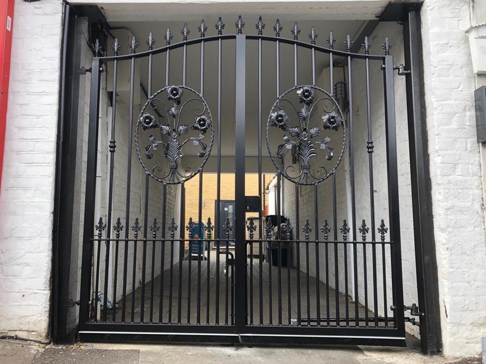 60d45f32-61f6-4a9a-b9f4-e889c58c892f