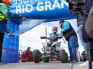 EL MUNICIPIO ACOMPAÑÓ LA RAMPA SIMBÓLICA DE LA VUELTA A LA TIERRA DEL FUEGO
