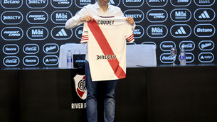Eduardo Coudet fue presentado como nuevo DT de River Plate: “Quiero un equipo protagonista como marca la historia del club, hay que ganar campeonatos”