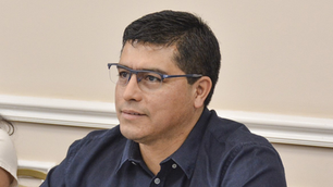 🗣Santa Cruz: El gobernador Claudio Vidal dijo, ``Pedimos pensar más en los vecinos y menos en las especulaciones políticas´´