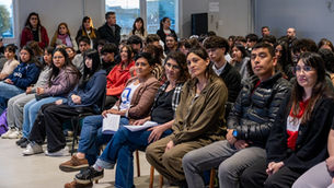 PARLAMENTO JUVENIL DEL MERCOSUR 2026: “ESTE ÁMBITO DE EJERCICIO CIUDADANO, POLÍTICO Y DEMOCRÁTICO AMPLÍA EL CONOCIMIENTO DE LA MATRIZ PRODUCTIVA FUEGUINA”