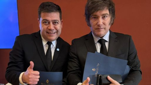 🟣César Treffinger, diputado nacional y presidente de La Libertad Avanza en Chubut, celebró el segundo aniversario de la asunción presidencial de Javier Milei