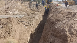 🚧Pico Truncado: Distrigas puso en marcha una obra muy esperada en el barrio Invernadero de 