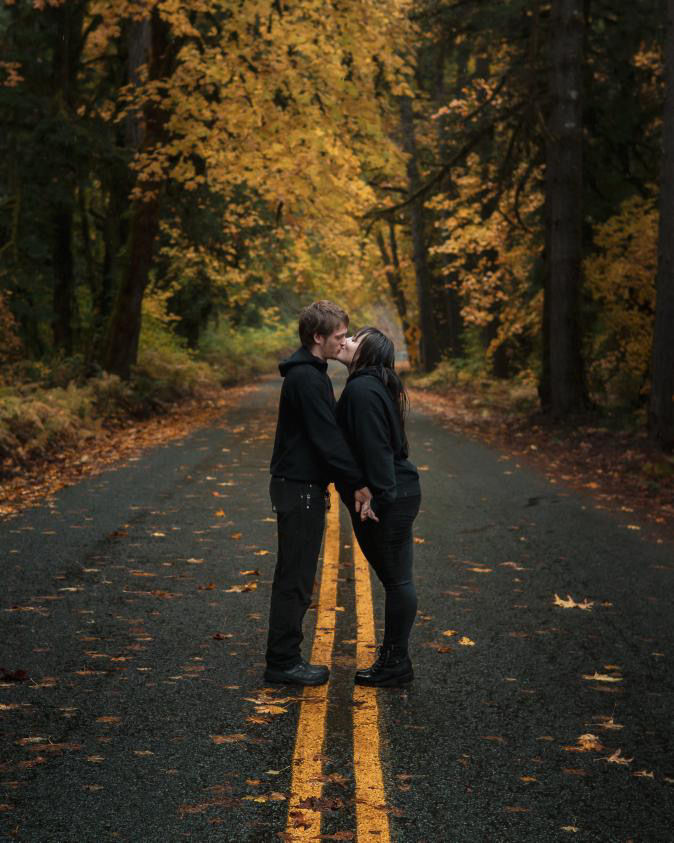 An example of a couples engagement photo