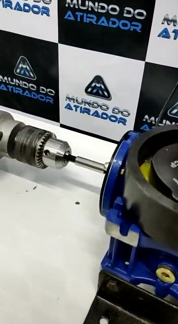 Miniatura: Calibrador Rotativo de Estojo Acionado por Furadeira com Mini Case Feeder