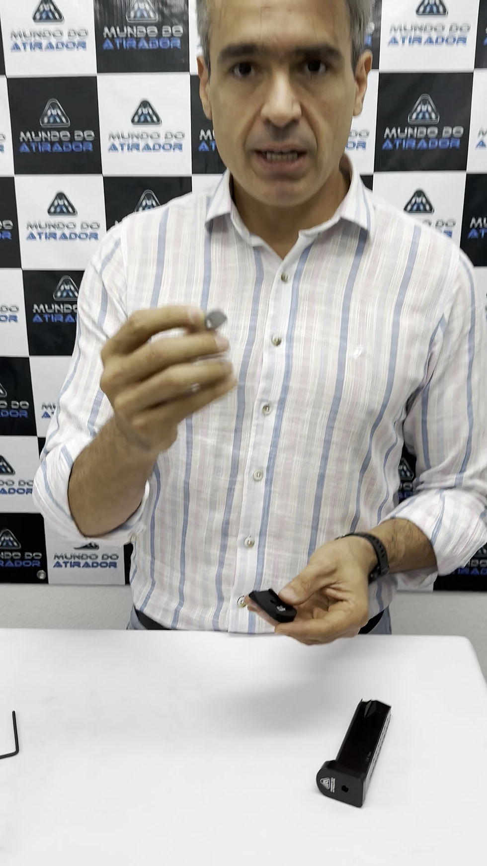 Miniatura: Bumper Carregador (JERICHO)