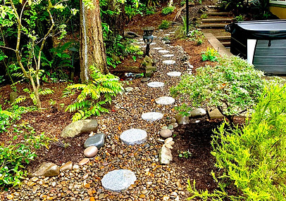 nour walkway leslie.jpeg