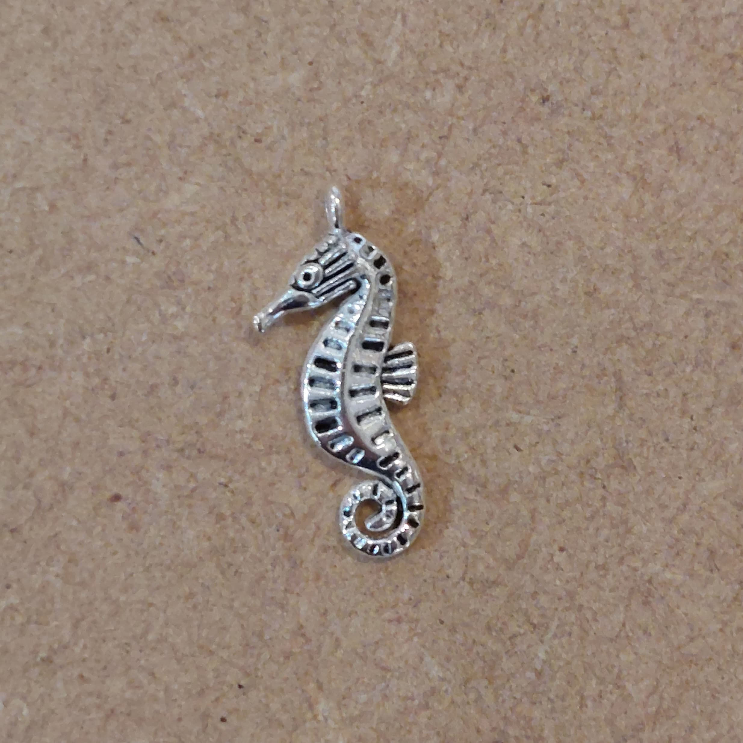 Seahorse charm