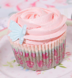47. cupcakes de crema y fresa