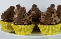 25. cupcake de chocolate twix