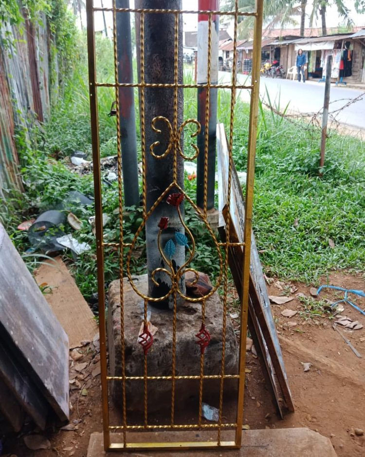 teralis jendela besi ulir surabaya