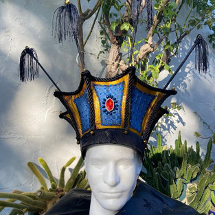 emperor altoum crown.jpeg