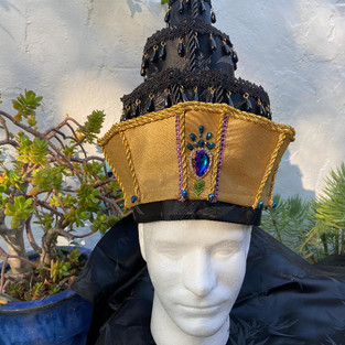 prince calaf crown.jpeg
