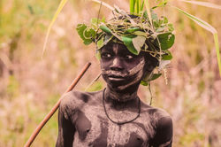 Criança de uma tribo africana