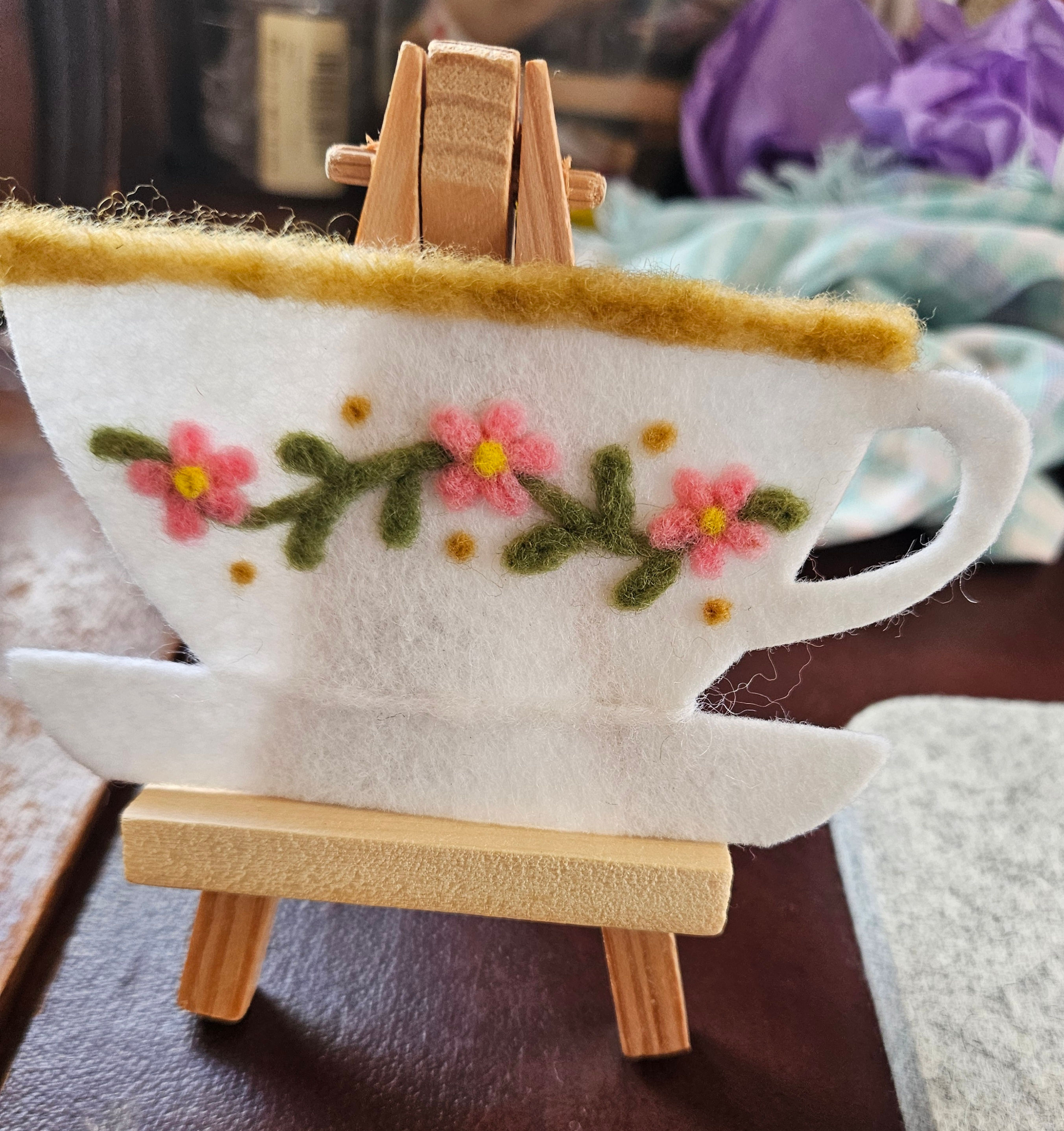 2-D TEA CUP DESIGN NEEDLE FELTING - Sat 4/25 @ 10:30am