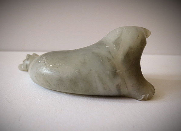 Small Seal (back) AR031