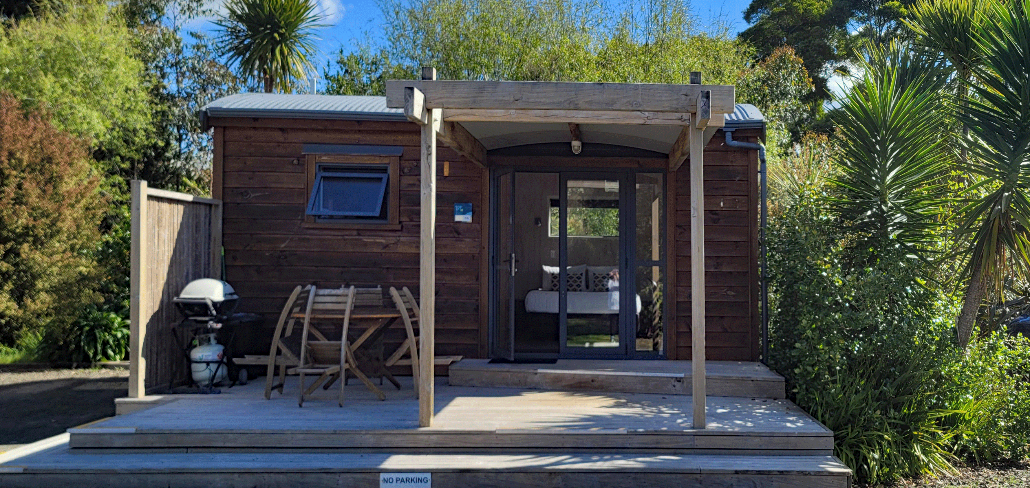 Enstuite Unit at the Superior Hot Beach TOP 10 Holiday Park