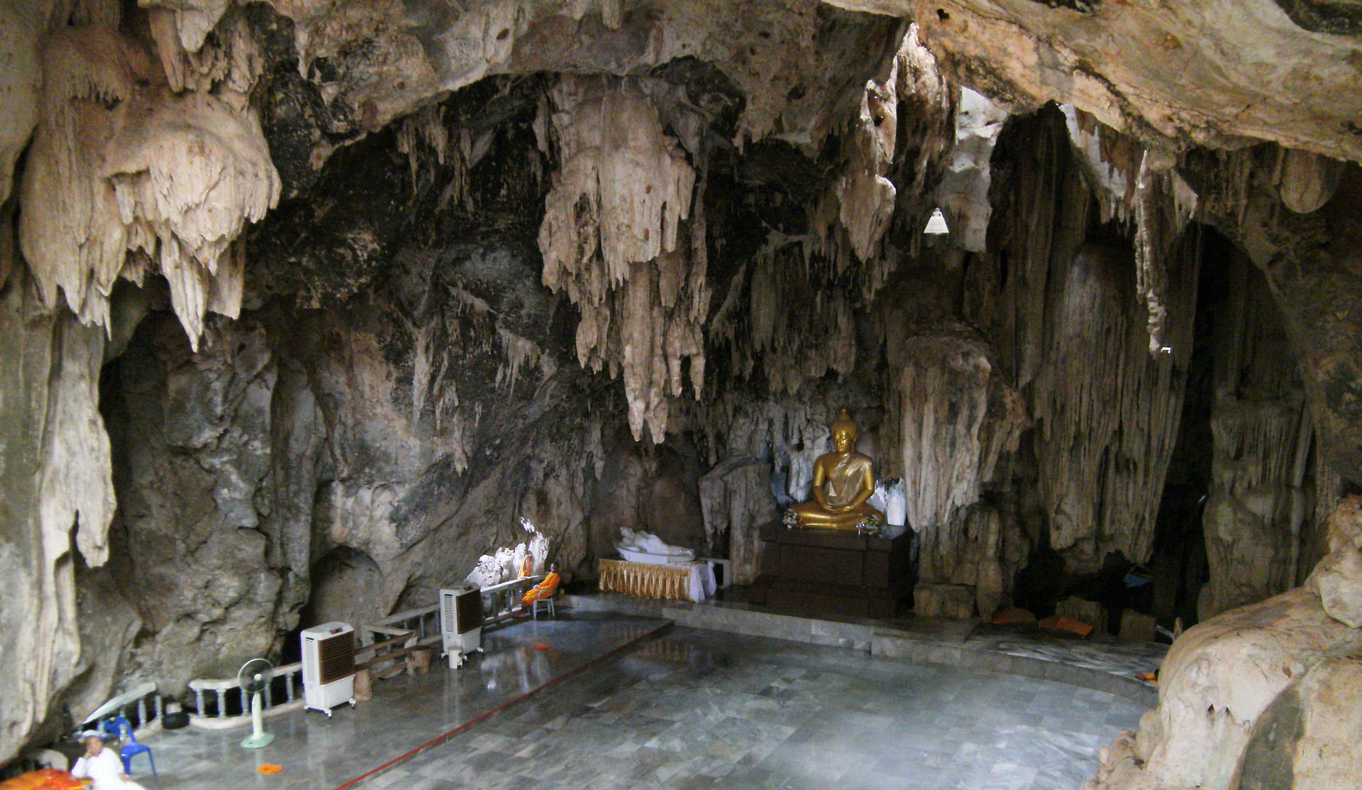 Khao-Pun-Cave-2