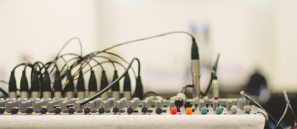 SAY GOODBYE TO MESSY AND TANGLED LEADS AND CABLES FOREVER!