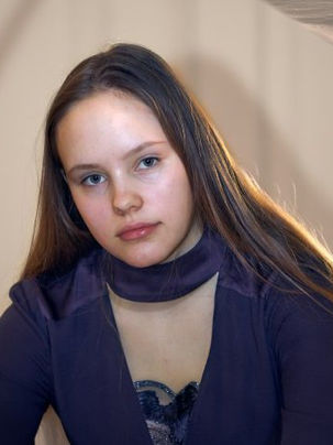 Noor pianist Tähe-Lee Liiv oli edukas konkursil Ameerikas