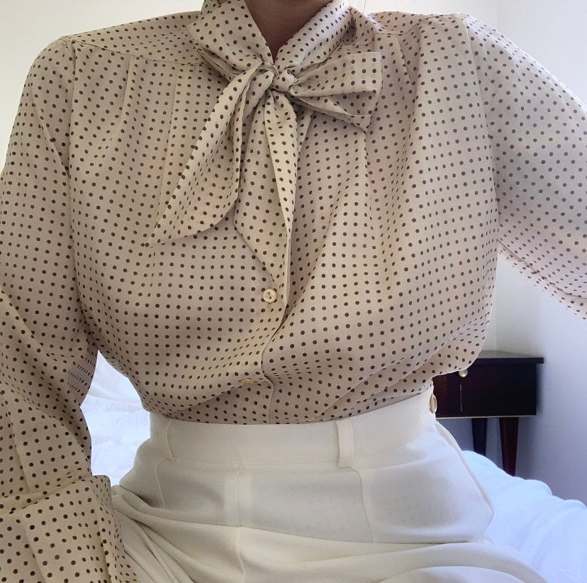 Lavalliere shirt