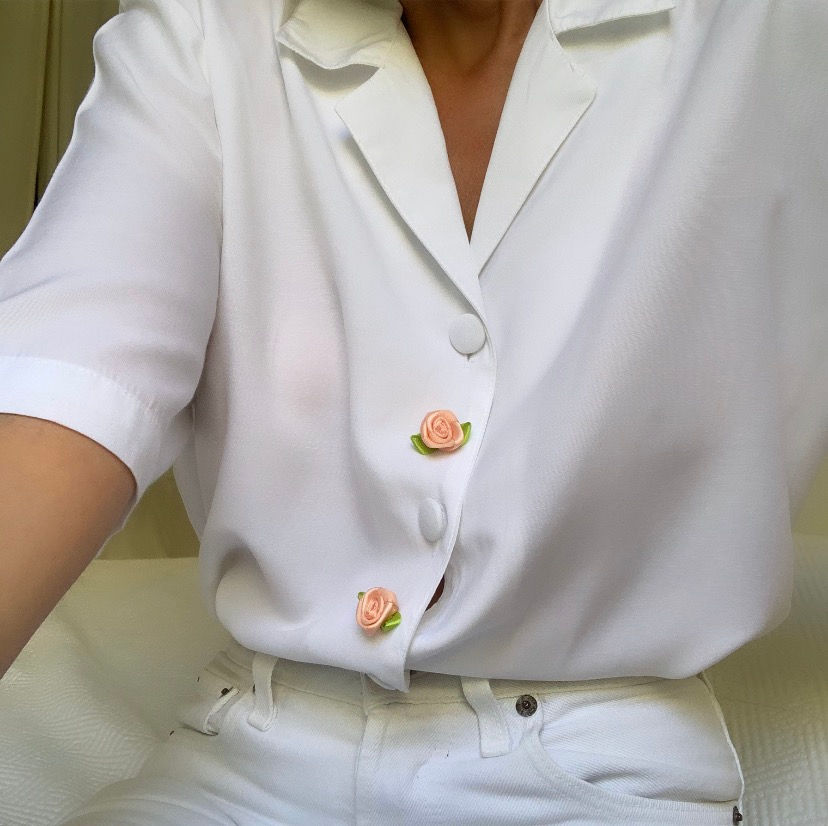 Miniature : Roses applied shirt