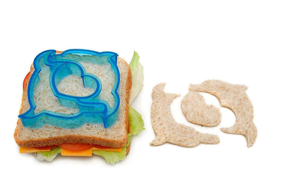 Thumbnail: Dolphin Sandwich Cutter