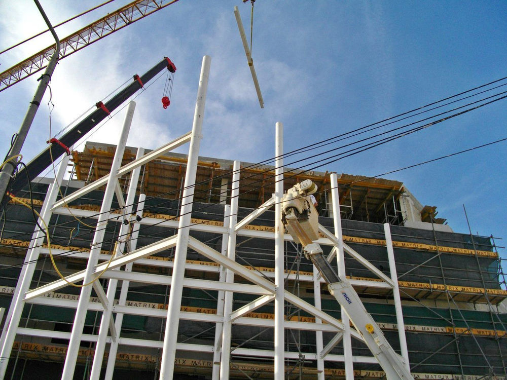STEEL STRUCTURE ERECTION ESSENTIAL SKILLS