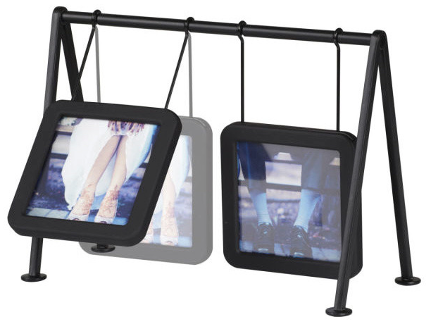 SWINGUS. PHOTO DISPLAY