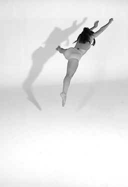 studio art, conceptual, photograph dance dancer movement 