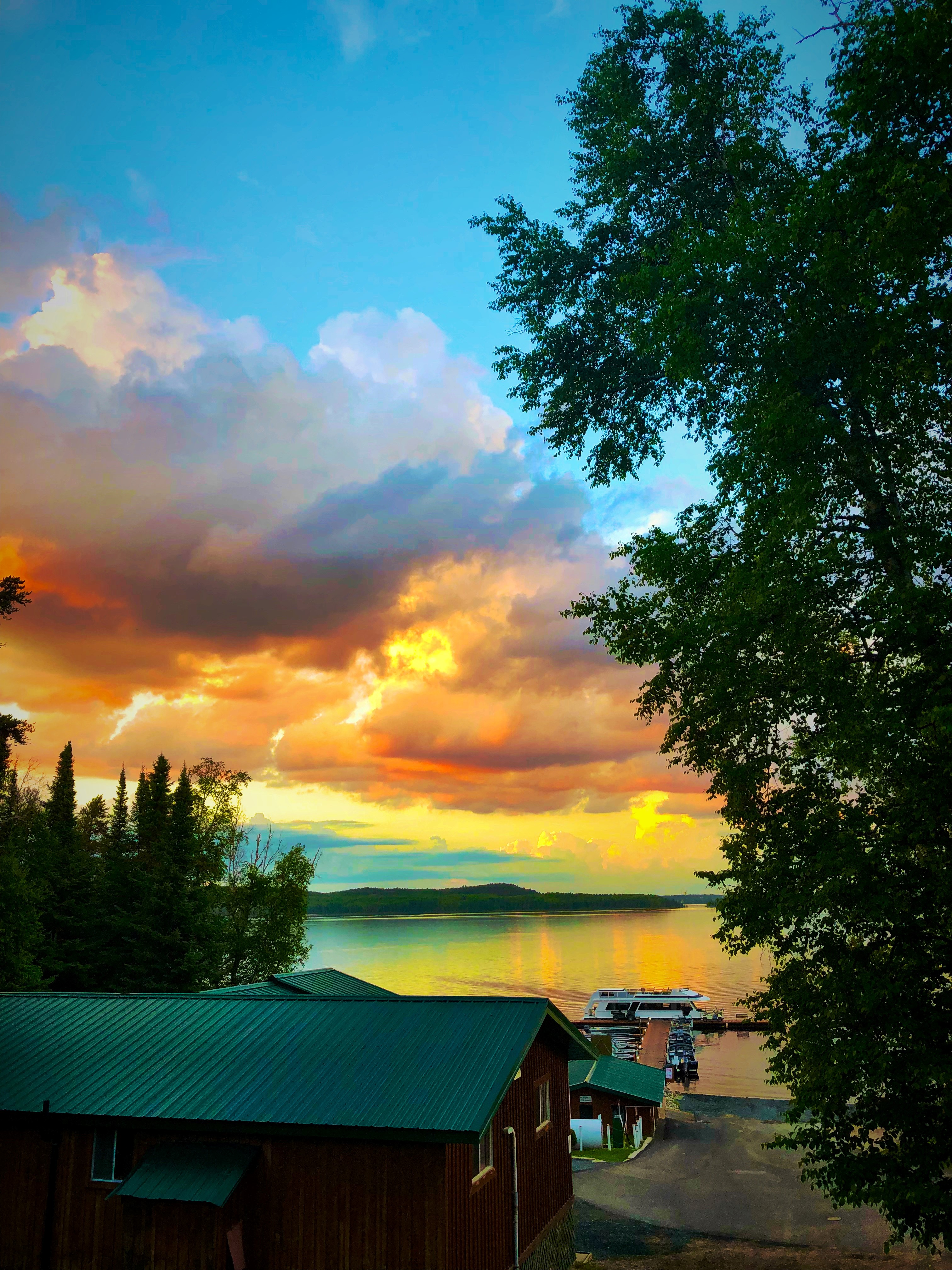 Walleye fishing packages — Moosehorn Lodge Limited – Moosehorn Lodge Limited