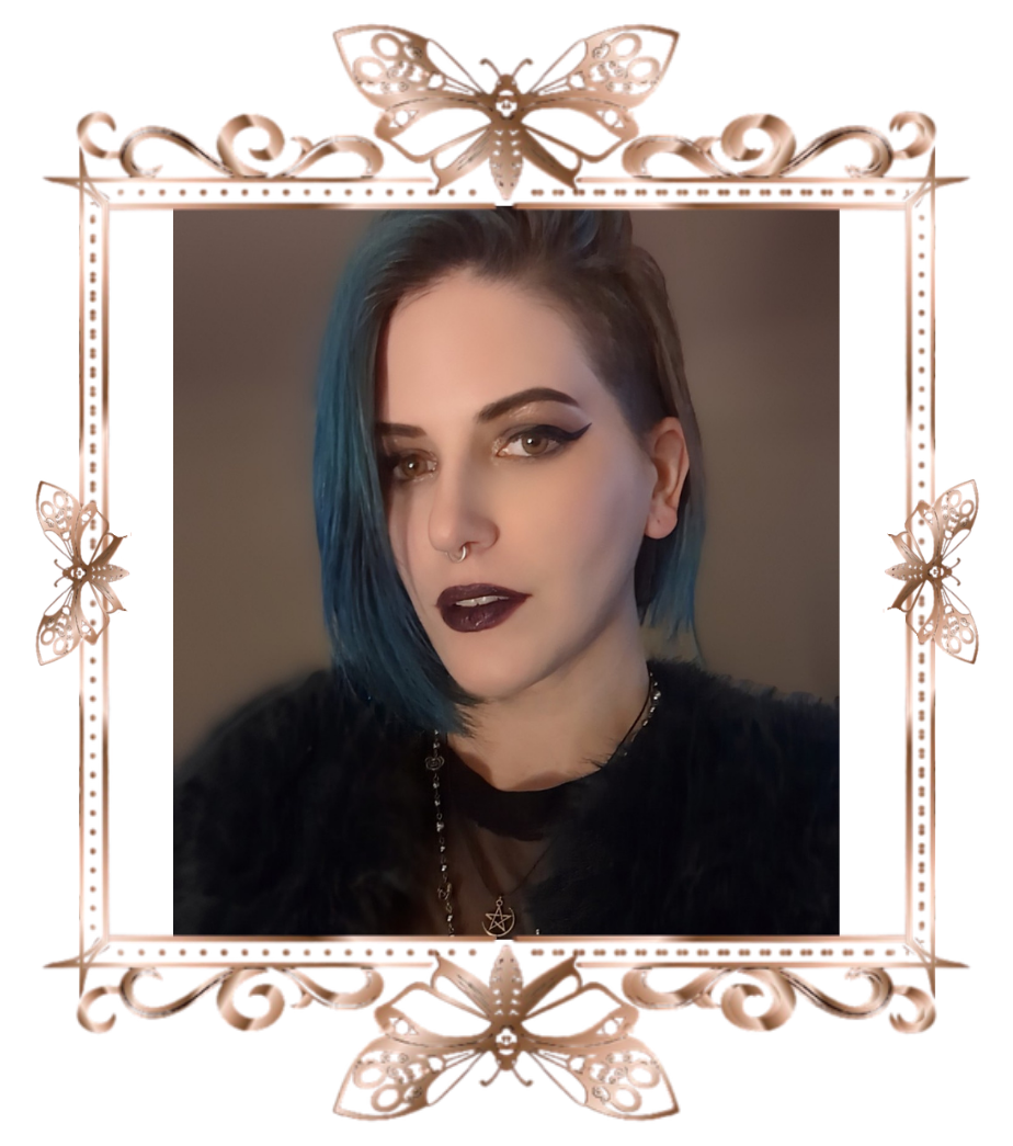 lacey-border.png