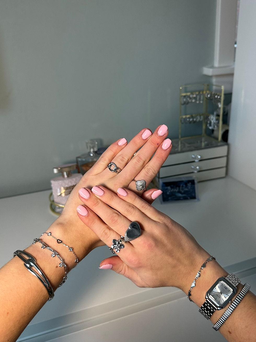 Thumbnail: chunky love ring